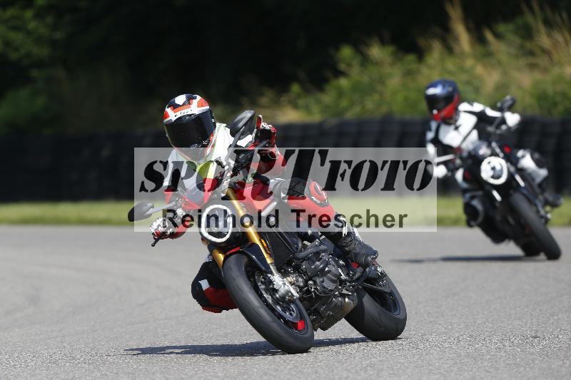 Archiv-2025/26 11.06.2025 Peter Studer have fun ADR/Gruppe blau/team